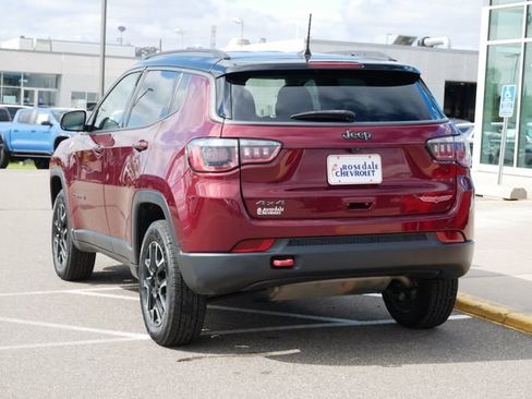 Used 2020 Jeep Compass Trailhawk w/ Cold Weather Group AWD/4WD image 6