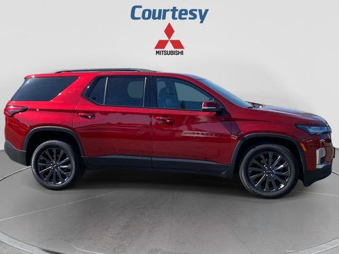 Used 2023 Chevrolet Traverse RS AWD/4WD image 8