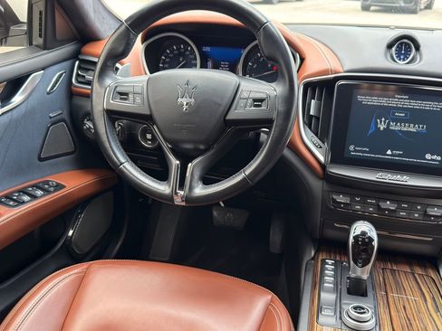 Used 2018 Maserati Ghibli S GranLusso AWD/4WD image 26