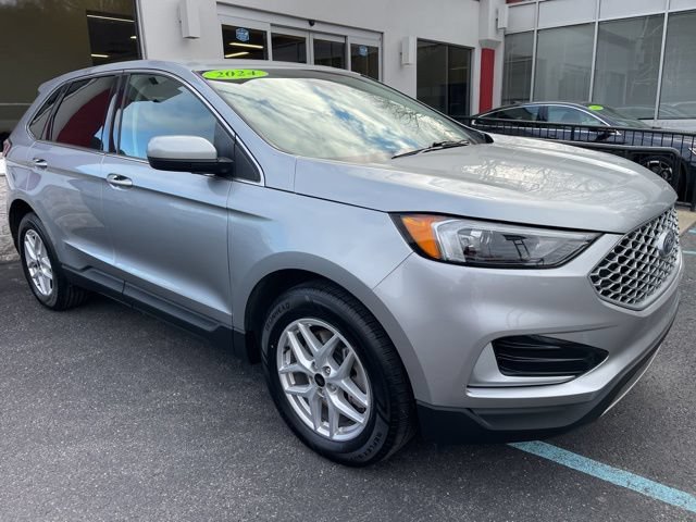 Used 2024 Ford Edge SEL AWD/4WD image 2