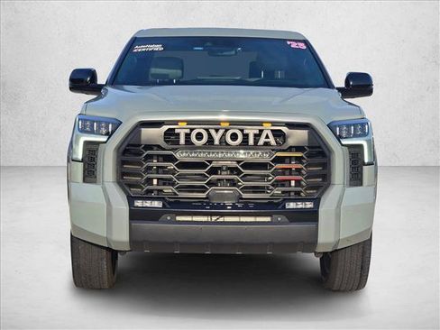 Used 2025 Toyota Tundra Limited AWD/4WD image 2