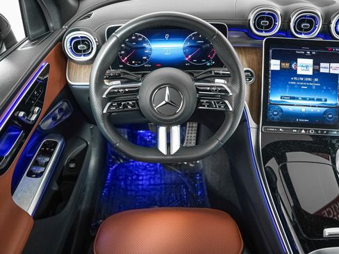Certified 2023 Mercedes-Benz GLC 300 4MATIC image 11