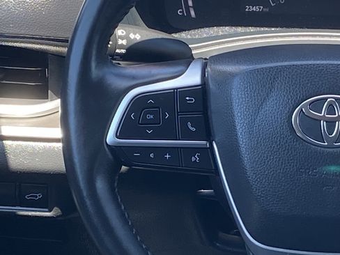 Certified 2025 Toyota Grand Highlander AWD image 18