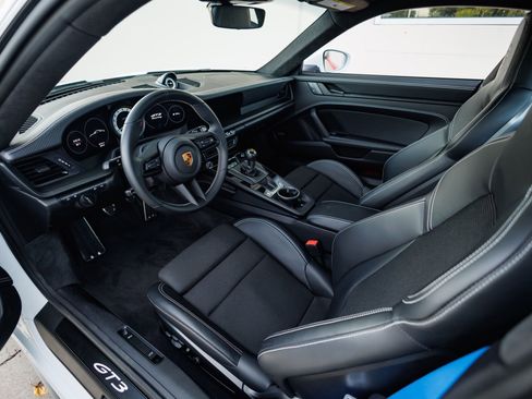 Used 2022 Porsche 911 GT3 RWD image 35