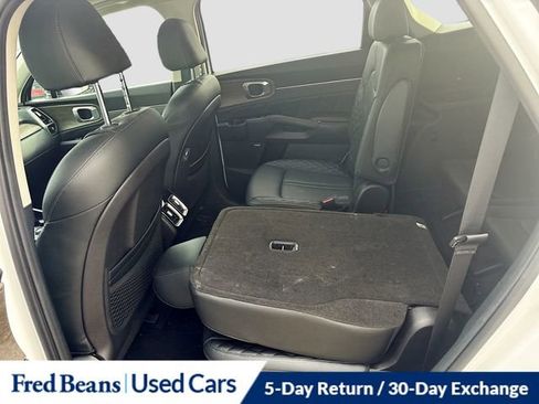 Used 2022 Kia Sorento SX Prestige image 24