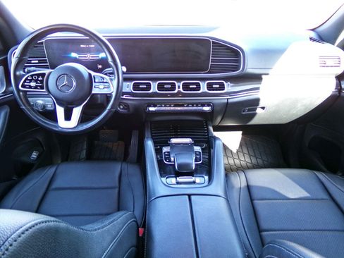 Used 2020 Mercedes-Benz GLS 450 4MATIC image 8