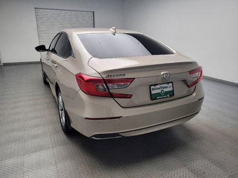 Used 2018 Honda Accord LX image 6