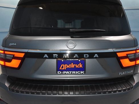 Certified 2024 Nissan Armada Platinum w/ Captain's Chairs Package image 31