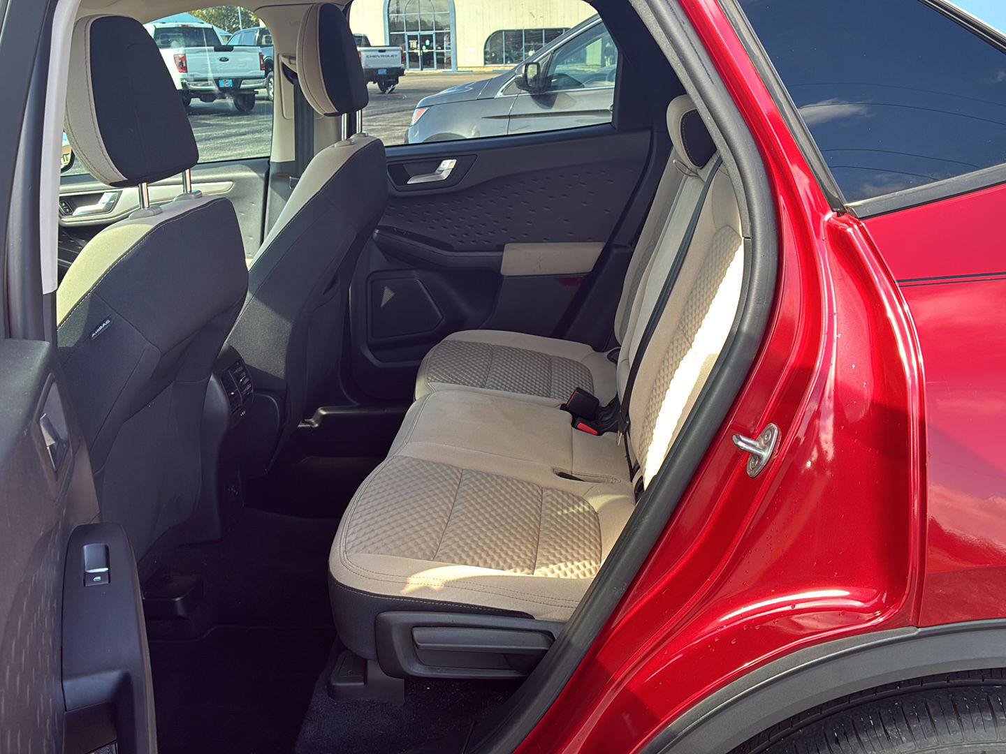 Used 2020 Ford Escape SE FWD image 9