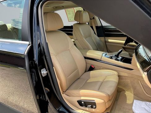 Used 2015 BMW 740Li xDrive AWD/4WD image 31