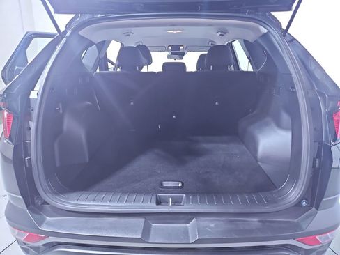 Used 2024 Hyundai Tucson SE image 23
