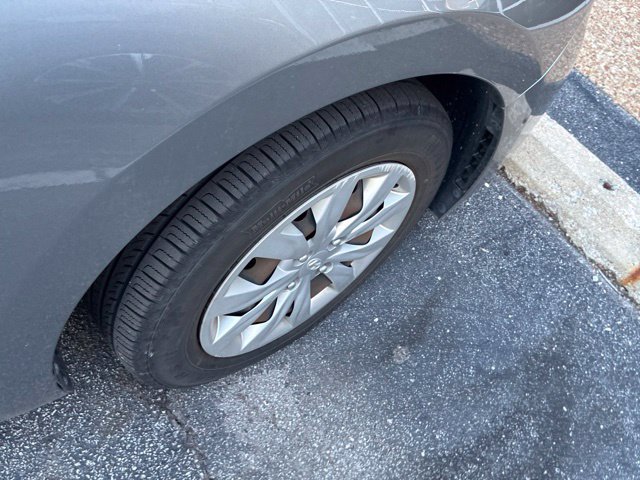 Used 2021 Hyundai Accent SE FWD image 9