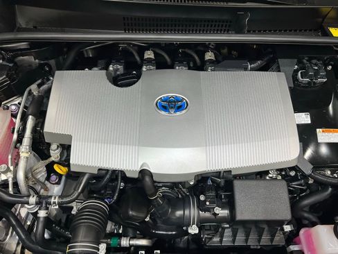 Used 2017 Toyota Prius Four w/ Advanced Technology Package image 60