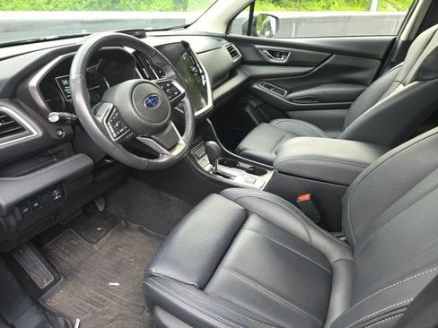 Used 2023 Subaru Ascent Limited w/ Technology Package AWD/4WD image 2