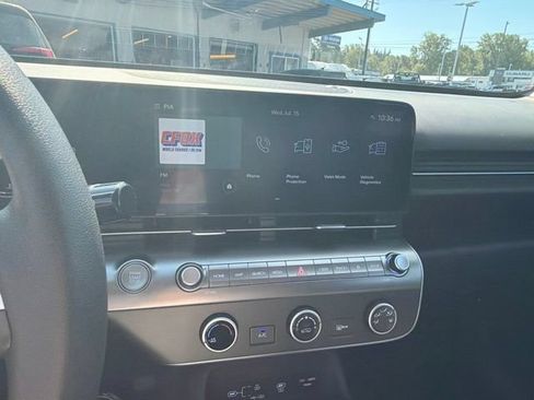 Used 2026 Hyundai Kona SE AWD/4WD image 25