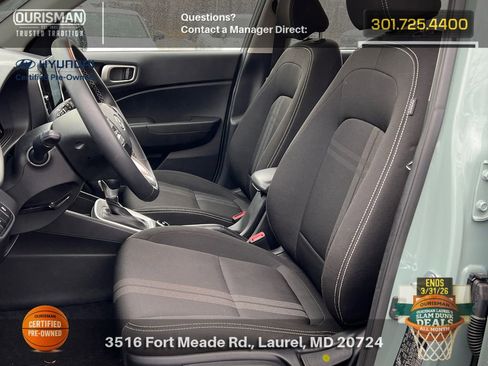Certified 2025 Hyundai Venue SEL image 5