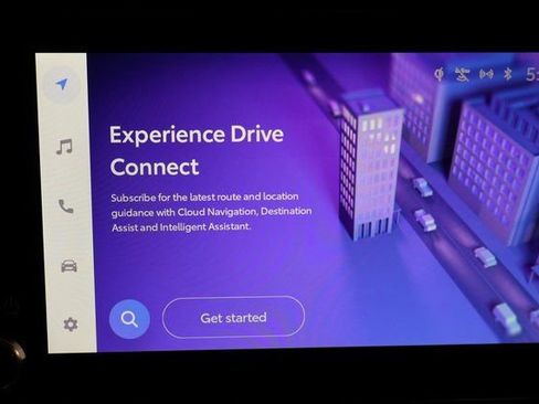 Used 2025 Toyota Camry SE image 25