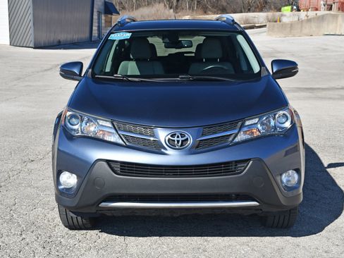 Used 2014 Toyota RAV4 Limited w/ Technology Package image 3