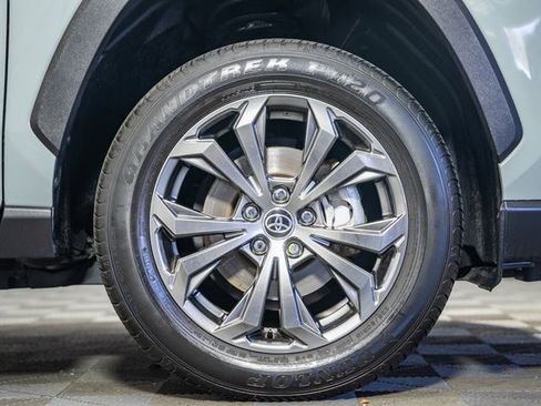 Certified 2022 Toyota RAV4 XLE Premium image 19