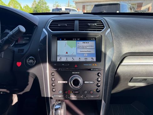 Used 2018 Ford Explorer Sport w/ Equipment Group 401A image 14