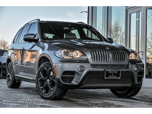 Used 2011 BMW X5 xDrive50i image 1