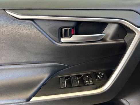 Used 2023 Toyota RAV4 XLE image 12