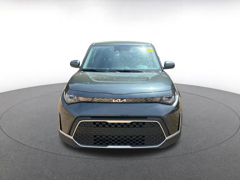 Used 2025 Kia Soul LX w/ LX Technology Package image 3