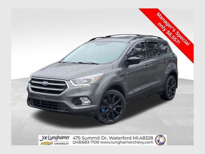 Used 2017 Ford Escape SE w/ SE Sport Appearance Package