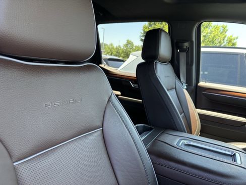 Used 2022 GMC Sierra 1500 Denali AWD/4WD image 32