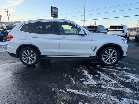 Used 2019 BMW X3 xDrive30i w/ Premium Package image 9
