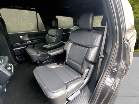 New 2026 Ford Expedition Tremor image 10