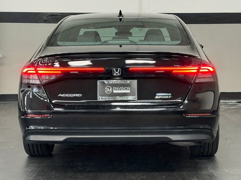 Used 2024 Honda Accord Sport image 11