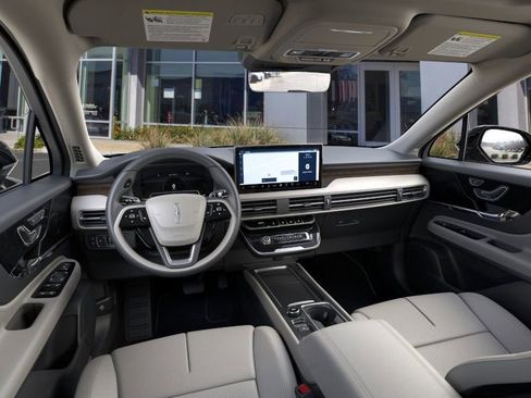 New 2025 Lincoln Corsair Grand Touring w/ Equipment Group 301A image 31