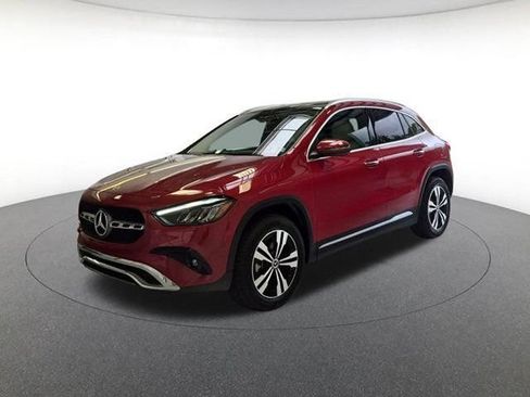 Certified 2025 Mercedes-Benz GLA 250 4MATIC image 1