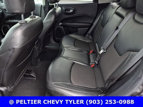 Used 2021 Jeep Compass Latitude FWD image 32