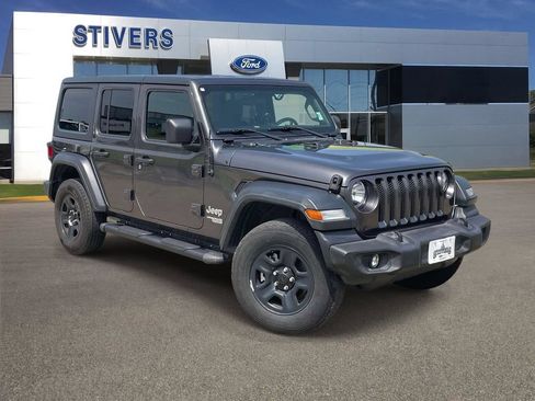 Used 2018 Jeep Wrangler Unlimited Sport AWD/4WD image 1