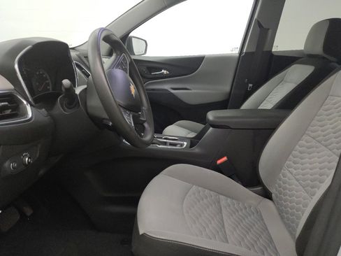 Used 2021 Chevrolet Equinox LS w/ LS Convenience Package FWD image 17