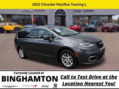 Used 2022 Chrysler Pacifica Touring-L