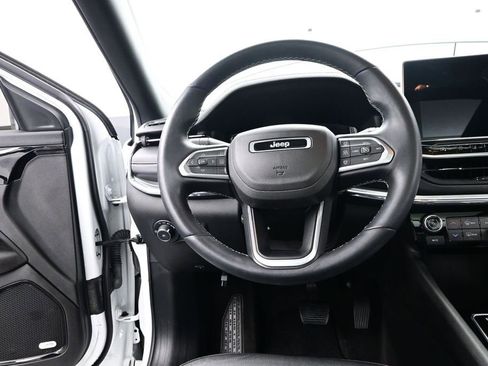 Used 2022 Jeep Compass High Altitude AWD/4WD image 26