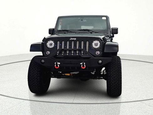 Used 2017 Jeep Wrangler Unlimited Rubicon w/ Connectivity Group image 2