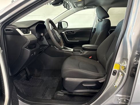 Used 2020 Toyota RAV4 LE w/ All Weather Liner Package FWD image 9