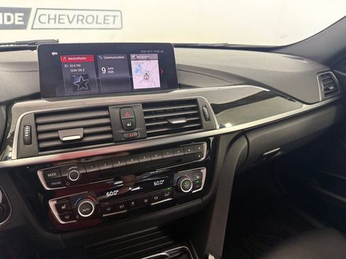 Used 2018 BMW 330i xDrive Sedan AWD/4WD image 23