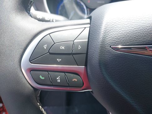New 2026 Chrysler Pacifica Select FWD image 17