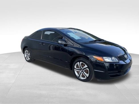 Used 2011 Honda Civic LX image 3
