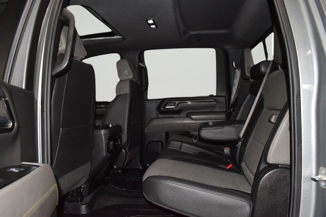Used 2024 Chevrolet Silverado 2500 ZR2 w/ Technology Package AWD/4WD image 21