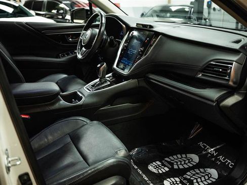 Used 2023 Subaru Outback Limited image 14