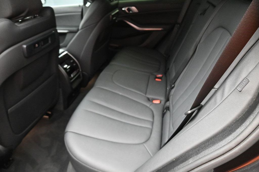 Used 2019 BMW X5 xDrive40i w/ Premium Package 2 AWD/4WD image 19