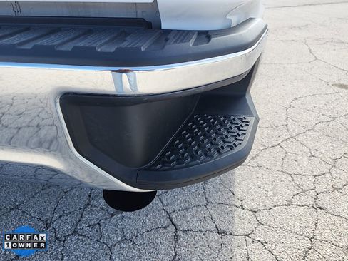 Used 2024 Chevrolet Silverado 3500 LT image 10