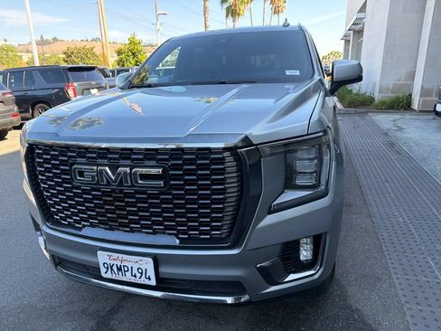 Used 2024 GMC Yukon Denali Ultimate AWD/4WD image 1