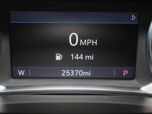 Certified 2023 Chevrolet Traverse LT FWD image 16